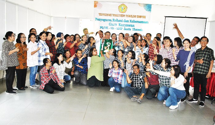 Read more about the article Rekoleksi Guru & Karyawan Sekolah Santa Theresia Depok, Romo Jimmy: Sekali Guru Tetaplah Guru !